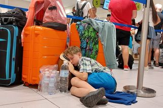 Rozzlobení Češi na Rhodosu: „Neměli jsme tu být. Lhali jste nám!“ - Seznam Zprávy